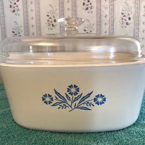 8 Quart Blue Cornflower Corning Ware w/Lid